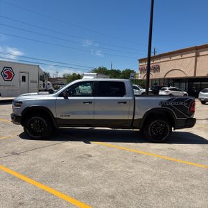 Ram 1500 Rebel Crew Cab 4x4 5'7" Box - 3