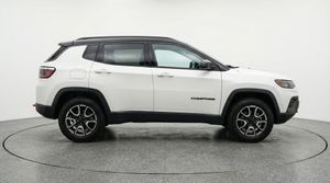 2025 JEEP COMPASS TRAILHAWK — фото 8