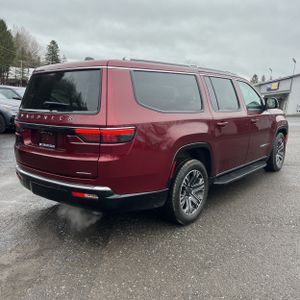 Jeep Wagoneer L Series II - 8
