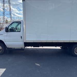 FORD E-450 CUTAWAY - 4