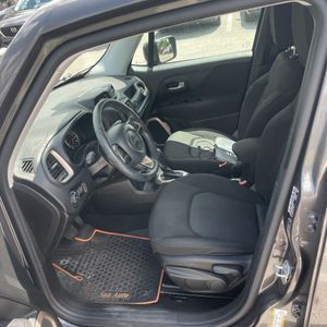 صورة مصغرة 31 لـ 2017 JEEP RENEGADE LATITUDE