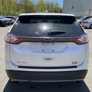 FORD EDGE SEL - 7