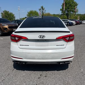 HYUNDAI SONATA - 7