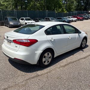 2015 KIA FORTE LX — фото 8