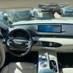 صورة 37 لـ 2025 Genesis GV70 2.5T STANDARD