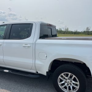 صورة 6 لـ 2020 Chevrolet SILVERADO 1500 RST