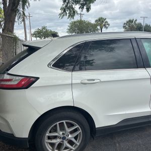 FORD EDGE SEL - 7