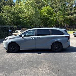 TOYOTA SIENNA - 3