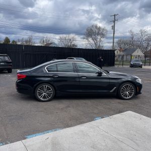 BMW 530I XDRIVE - 10