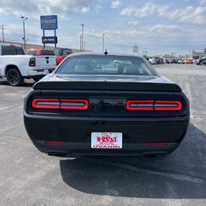 DODGE CHALLENGER SRT HELLCAT - 7