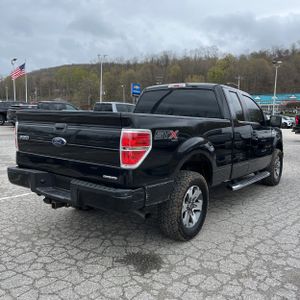 FORD F-150 STX - 8