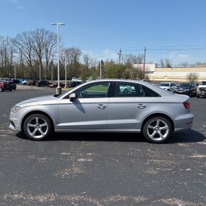 AUDI A3 2.0T PREMIUM - 3