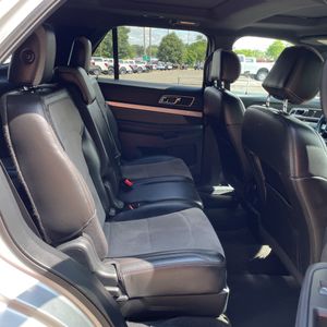 صورة مصغرة 35 لـ 2017 FORD EXPLORER XLT