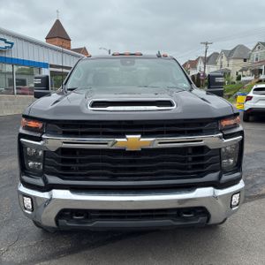 CHEVROLET SILVERADO - 8