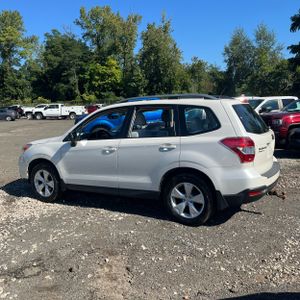 صورة 3 لـ 2015 Subaru FORESTER 2.5I