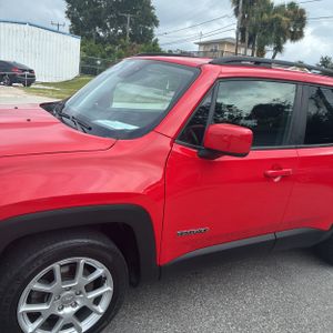 صورة 2 لـ 2019 JEEP RENEGADE LATITUDE