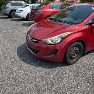 صورة 2 لـ 2016 Hyundai ELANTRA SE