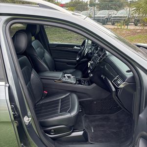 2017 Mercedes-BENZ GLS — миниатюра 33