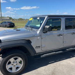 JEEP GLADIATOR SPORT S - 2