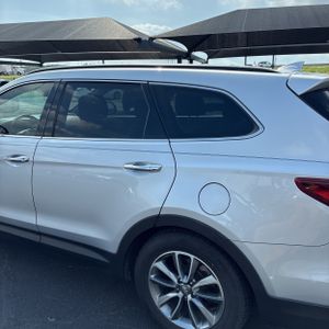 HYUNDAI SANTA FE SE - 6