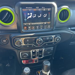 2022 JEEP GLADIATOR MOJAVE — миниатюра 37