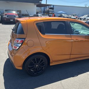 2017 Chevrolet SONIC LT AUTO 照片 9