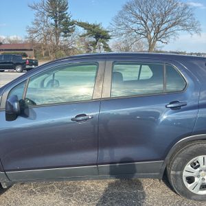 CHEVROLET TRAX LS - 4