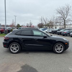 PORSCHE MACAN BASE - 10