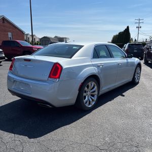 CHRYSLER 300 TOURING - 8