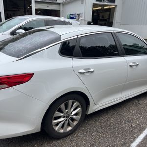 صورة 8 لـ 2017 KIA OPTIMA LX
