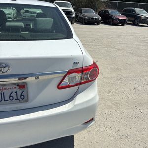 2011 Toyota COROLLA LE — миниатюра 23