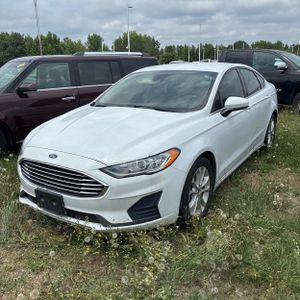 FORD FUSION SE - 1