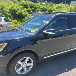 صورة 2 لـ 2016 FORD EXPLORER XLT