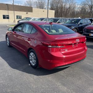 HYUNDAI ELANTRA SE - 5