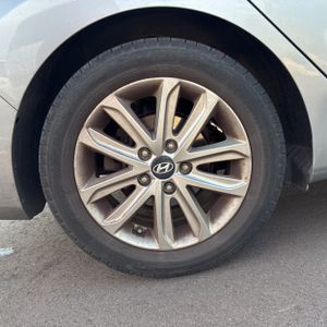 2015 Hyundai ELANTRA SE — миниатюра 19