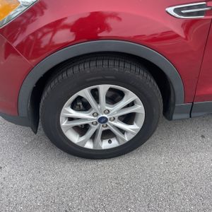 صورة مصغرة 17 لـ 2018 FORD ESCAPE SE