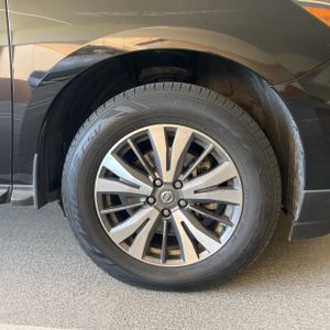 صورة مصغرة 20 لـ 2017 Nissan PATHFINDER SV