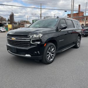 CHEVROLET SUBURBAN LT - 1