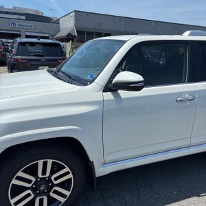 2022 Toyota 4RUNNER LIMITED photo 2