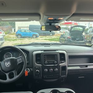 2019 RAM 1500 CLASSIC TRADESMAN — фото 36