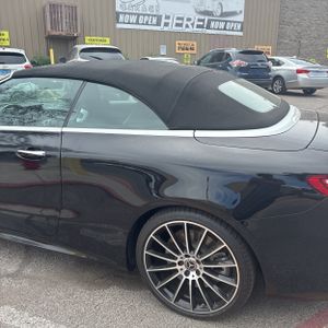 MERCEDES-BENZ E-CLASS - 6