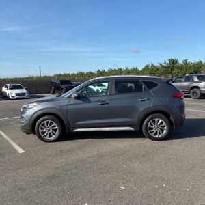 HYUNDAI TUCSON SEL - 3