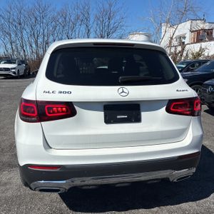 MERCEDES-BENZ GLC - 7