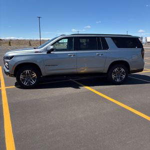 CHEVROLET SUBURBAN Z71 - 3