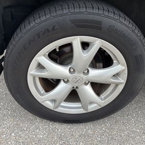 2011 Nissan ROGUE SV 照片 18