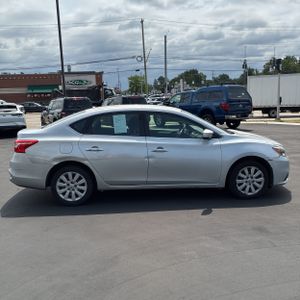 2018 Nissan SENTRA S — фото 10
