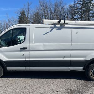 FORD TRANSIT 250 - 4