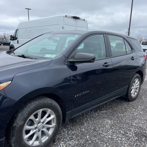 CHEVROLET EQUINOX LS - 2