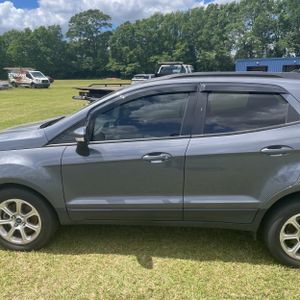 FORD ECOSPORT SE - 4