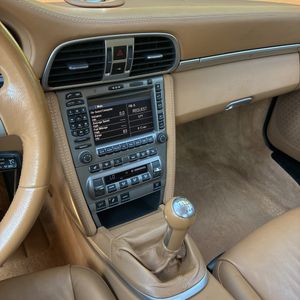 صورة مصغرة 38 لـ 2005 Porsche 911 CARRERA S